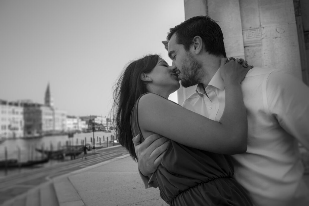 Wedding photographer in Italy Venice