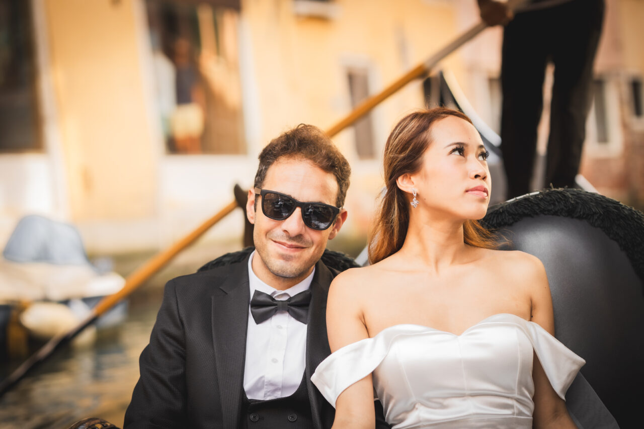 Servizio fotografico di coppia a Venezia in gondola